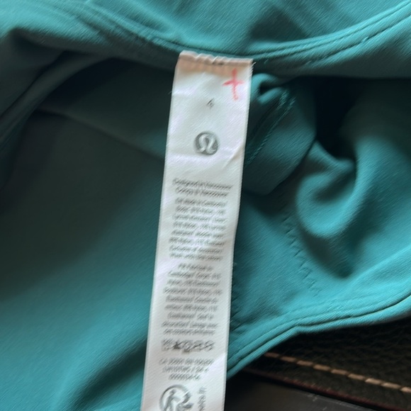 Lululemon Align Tank Top Light Support A B Cup Yoga Cropped Green Jasper 4 NEW - Picture 5 of 6